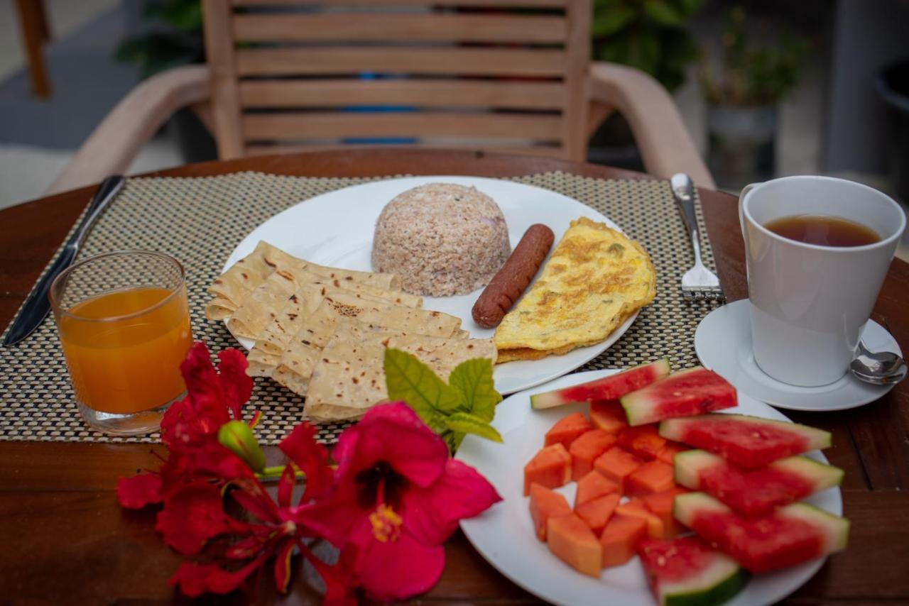 Hotel Finolhu Dhigurah Dhigurah  Exterior foto
