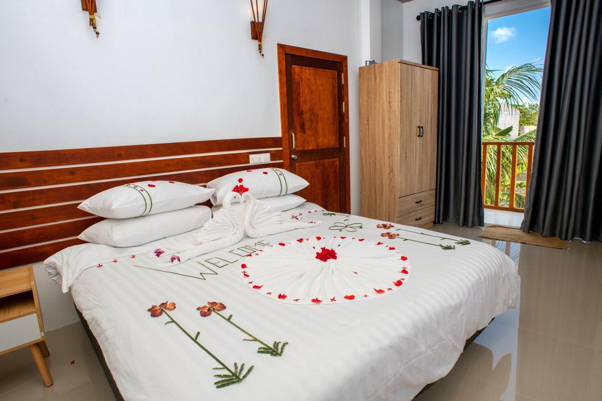 Hotel Finolhu Dhigurah Dhigurah  Exterior foto