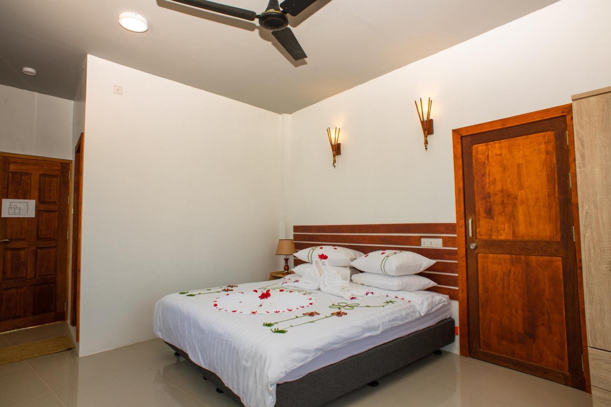 Hotel Finolhu Dhigurah Dhigurah  Exterior foto